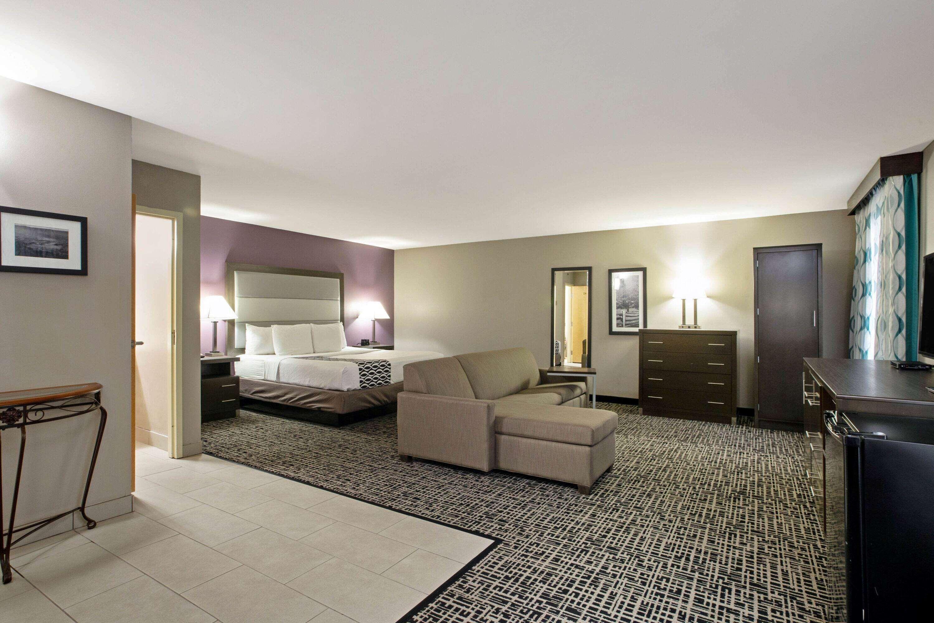 La Quinta Inn By Wyndham Radford Exterior foto