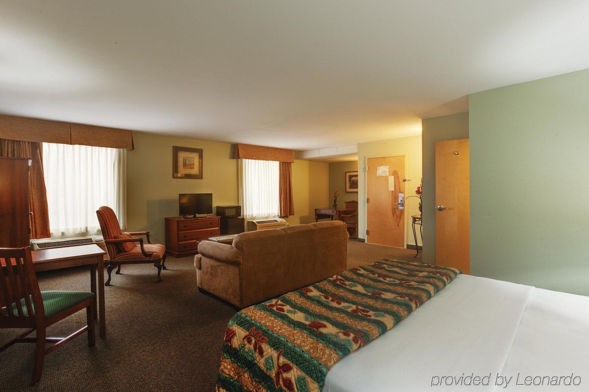 La Quinta Inn By Wyndham Radford Exterior foto